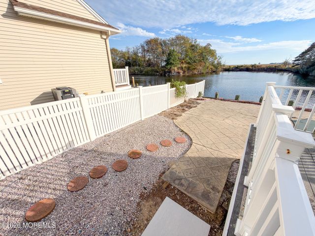 1035 Laurel Boulevard, Lanoka Harbor, NJ 08734