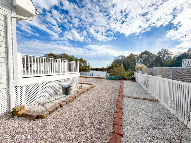 1035 Laurel Boulevard, Lanoka Harbor, NJ 08734