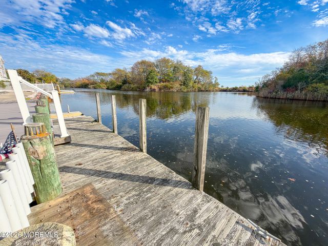1035 Laurel Boulevard, Lanoka Harbor, NJ 08734
