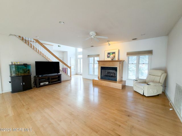 1035 Laurel Boulevard, Lanoka Harbor, NJ 08734