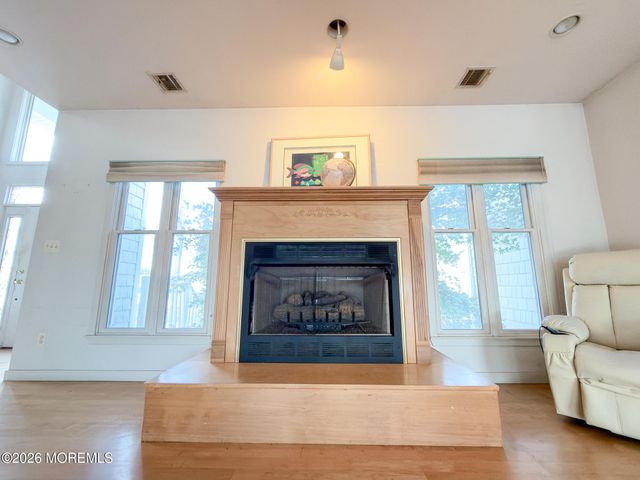 1035 Laurel Boulevard, Lanoka Harbor, NJ 08734