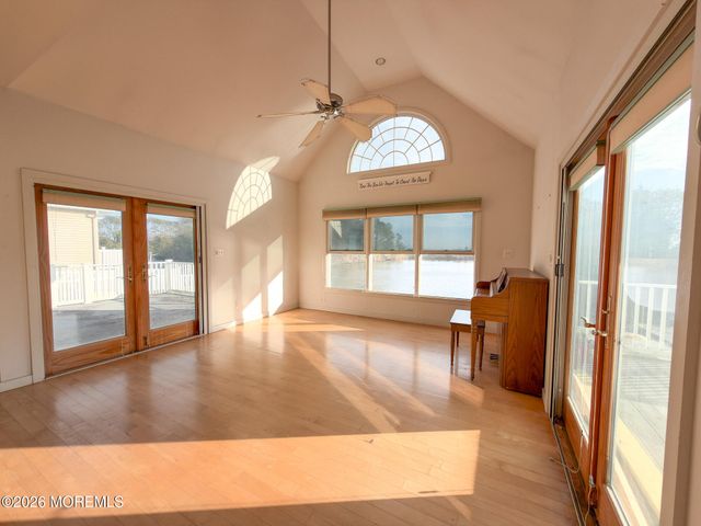 1035 Laurel Boulevard, Lanoka Harbor, NJ 08734