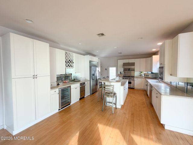 1035 Laurel Boulevard, Lanoka Harbor, NJ 08734