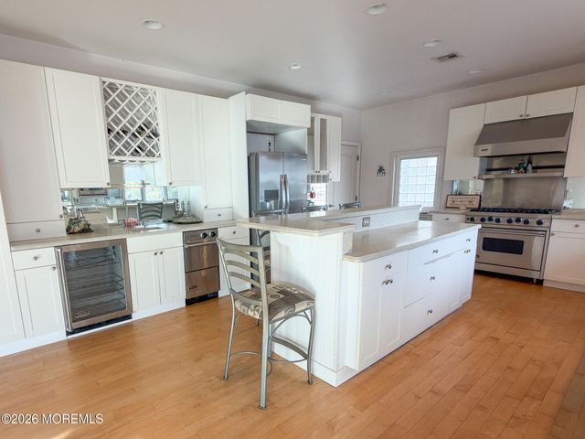 1035 Laurel Boulevard, Lanoka Harbor, NJ 08734
