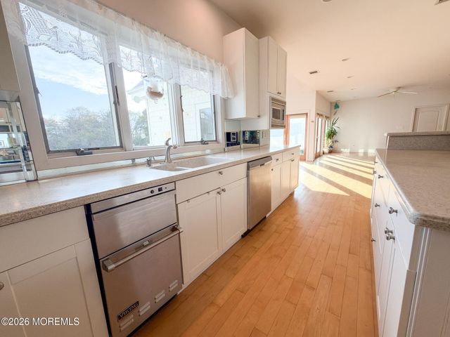 1035 Laurel Boulevard, Lanoka Harbor, NJ 08734