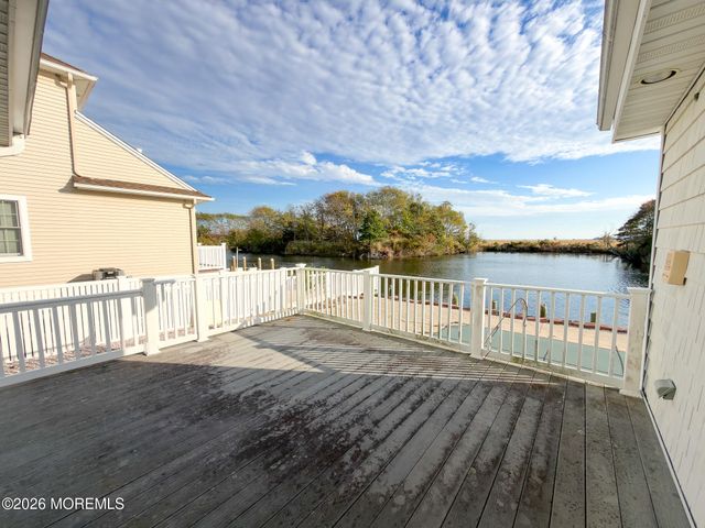 1035 Laurel Boulevard, Lanoka Harbor, NJ 08734