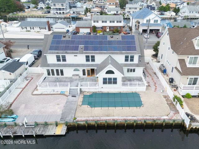 1035 Laurel Boulevard, Lanoka Harbor, NJ 08734