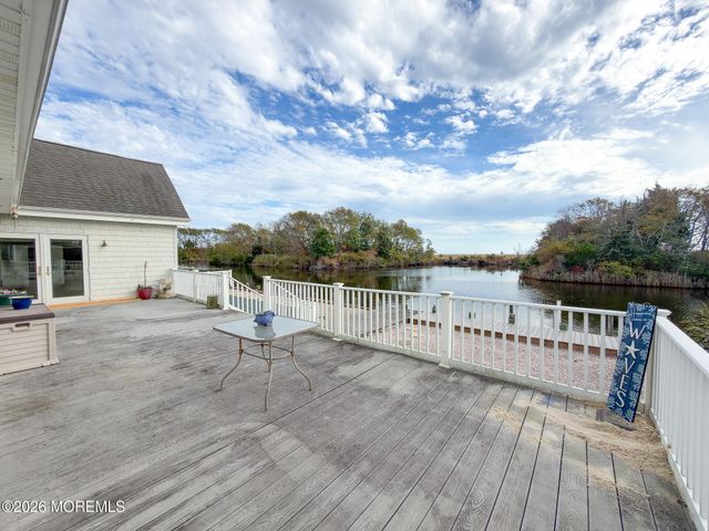 1035 Laurel Boulevard, Lanoka Harbor, NJ 08734