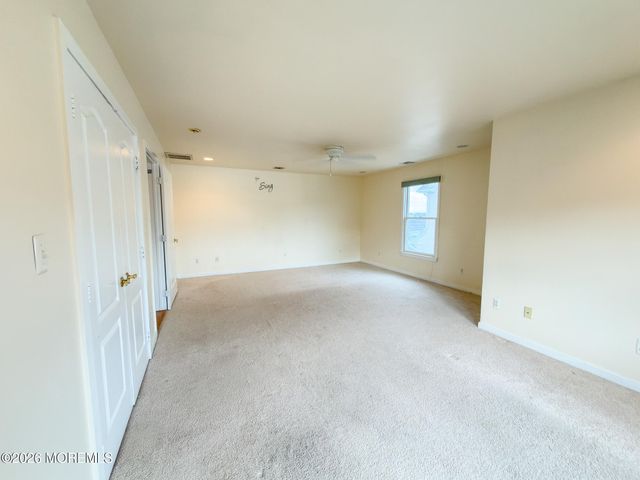 1035 Laurel Boulevard, Lanoka Harbor, NJ 08734