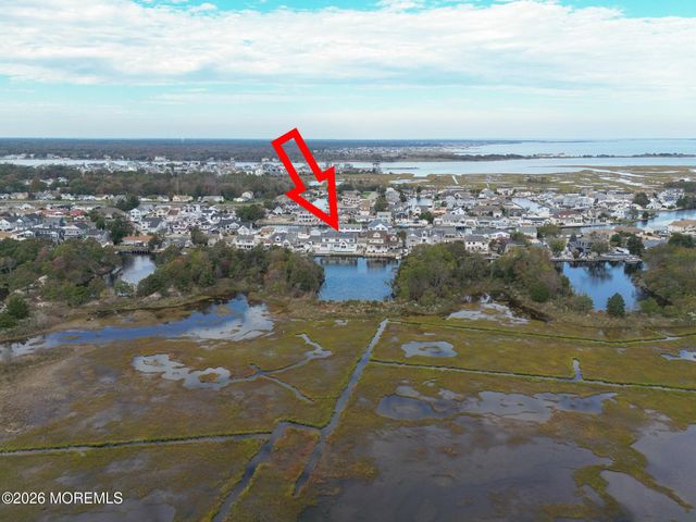 1035 Laurel Boulevard, Lanoka Harbor, NJ 08734