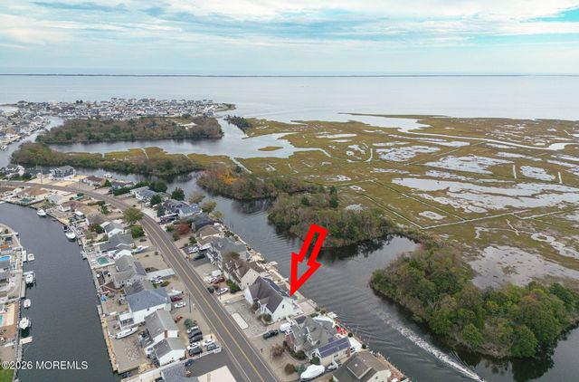 1035 Laurel Boulevard, Lanoka Harbor, NJ 08734