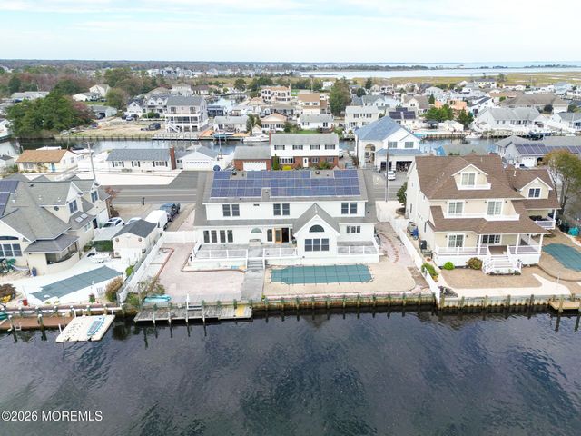 1035 Laurel Boulevard, Lanoka Harbor, NJ 08734