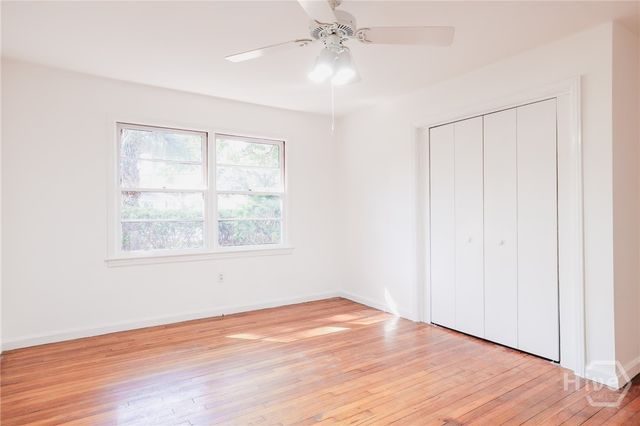 112 E Derenne Avenue, Savannah, GA 31405