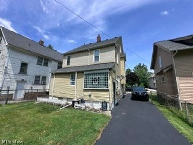 1722 Cliffview Road, Cleveland, OH 44112