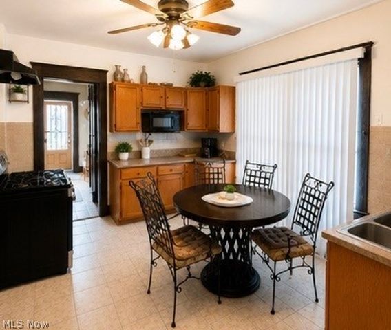 1722 Cliffview Road, Cleveland, OH 44112