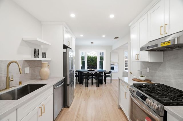 911 Inverness Way, Sunnyvale, CA 94087