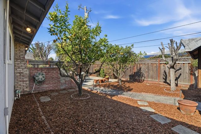 911 Inverness Way, Sunnyvale, CA 94087