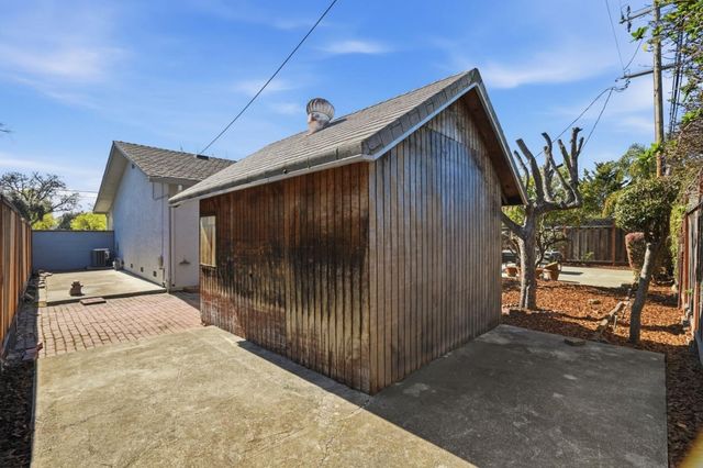 911 Inverness Way, Sunnyvale, CA 94087