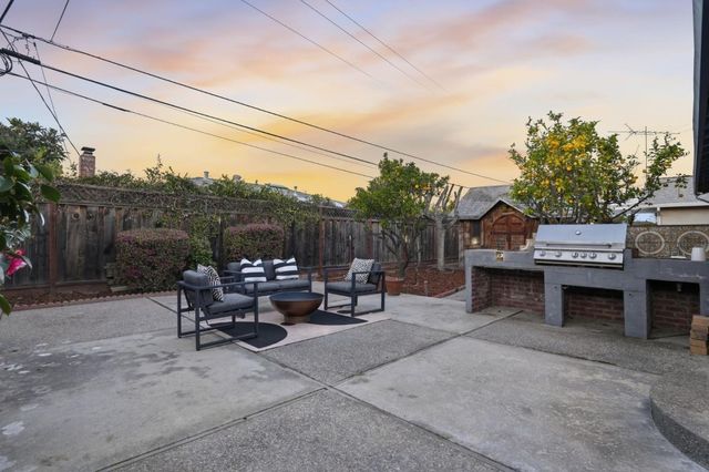 911 Inverness Way, Sunnyvale, CA 94087