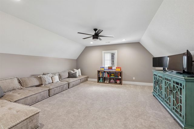 17448 Aurora Drive, Clive, IA 50325