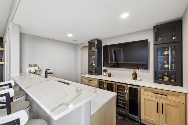 17448 Aurora Drive, Clive, IA 50325