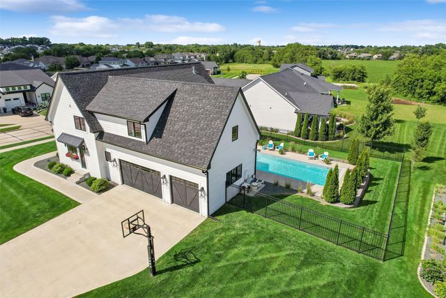 17448 Aurora Drive, Clive, IA 50325