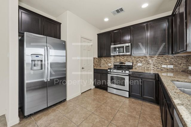 1405 Sunny Meadows LOOP, Georgetown, TX 78626