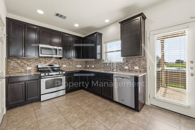 1405 Sunny Meadows LOOP, Georgetown, TX 78626
