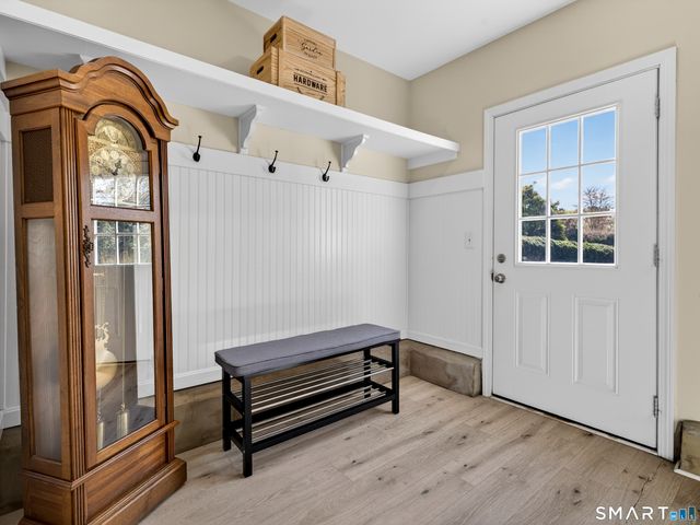41 Sunnybrook Lane, Clinton, CT 06413