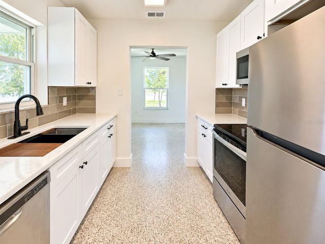 21132 MCGUIRE AVENUE, Port Charlotte, FL 33952