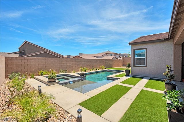 380 Portia Village Drive, Henderson, NV 89011