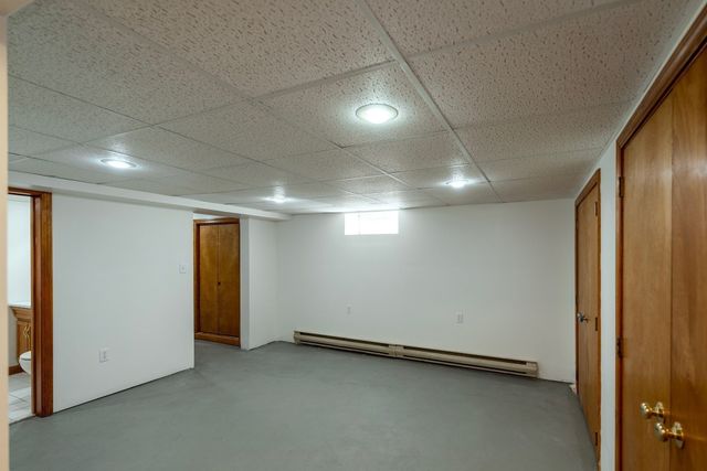 7 Pilgrim Rd, Reading, MA 01867