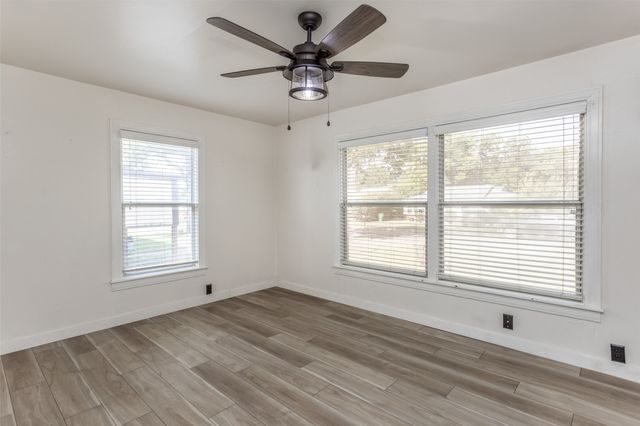 1206 N Morris Street, Gainesville, TX 76240