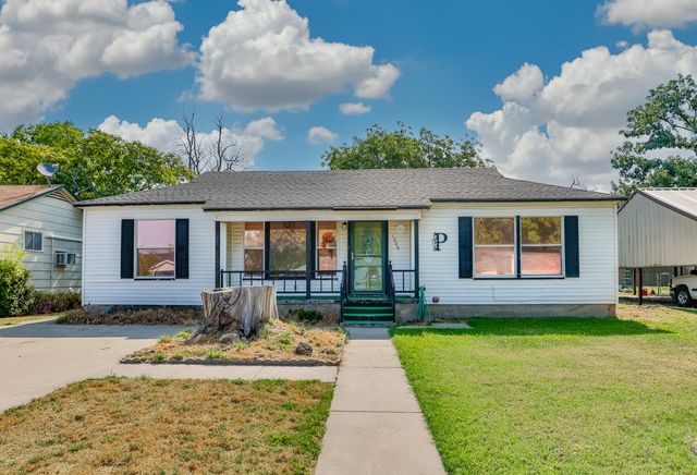 1206 N Morris Street, Gainesville, TX 76240