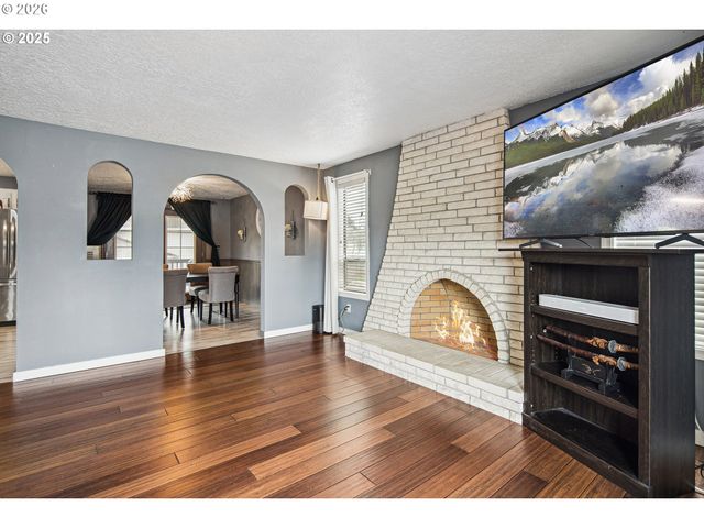 3780 Se 21ST Dr, Gresham, OR 97080