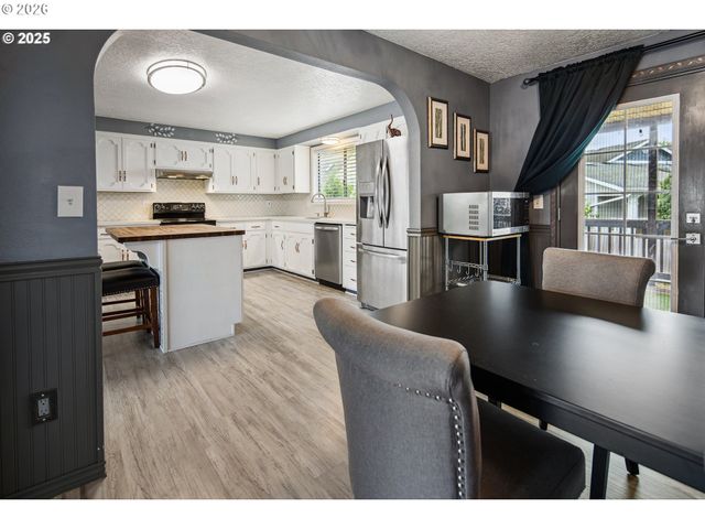 3780 Se 21ST Dr, Gresham, OR 97080