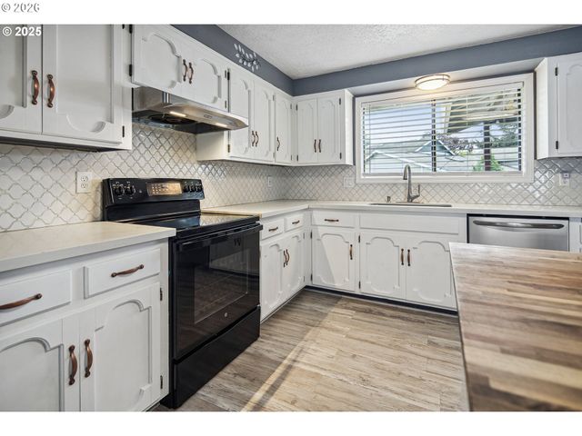 3780 Se 21ST Dr, Gresham, OR 97080