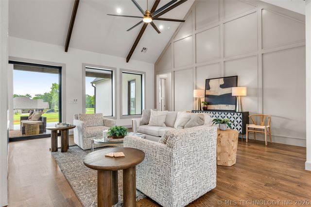10989 S 218th East Avenue, Broken Arrow, OK 74014