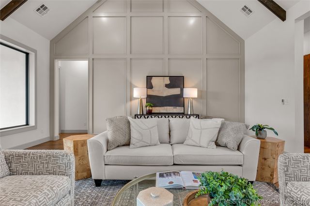 10989 S 218th East Avenue, Broken Arrow, OK 74014