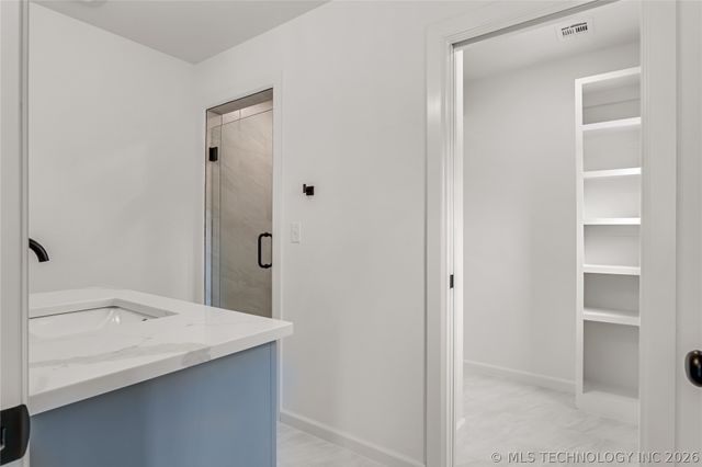 10989 S 218th East Avenue, Broken Arrow, OK 74014