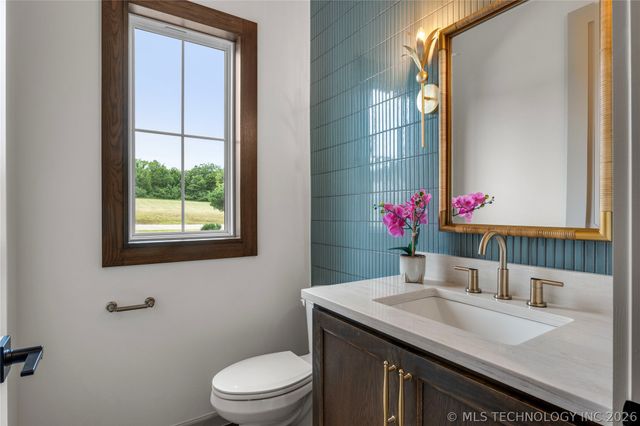 10989 S 218th East Avenue, Broken Arrow, OK 74014