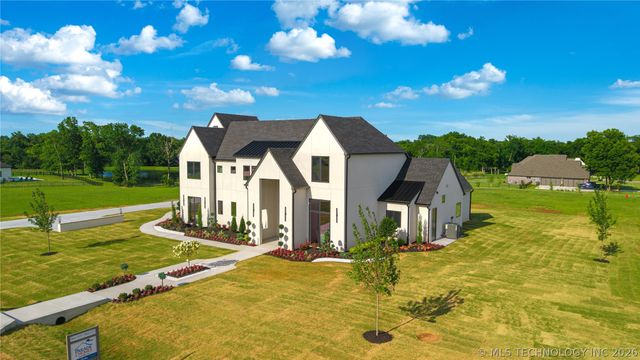 10989 S 218th East Avenue, Broken Arrow, OK 74014