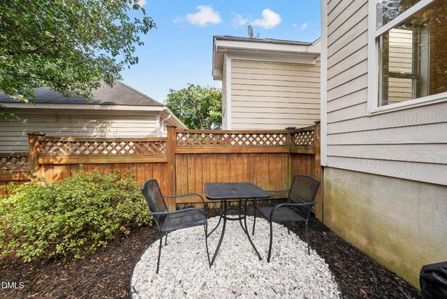 10729 Cokesbury Lane, Raleigh, NC 27614