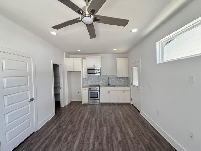 6406 Felix Ave 2, Austin, TX 78741