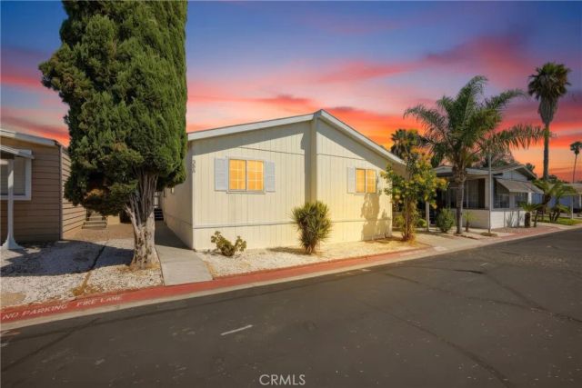 1855 E Riverside 388, Ontario, CA 91761
