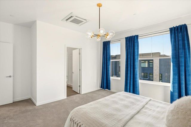 985 Central St, West Sacramento, CA 95691