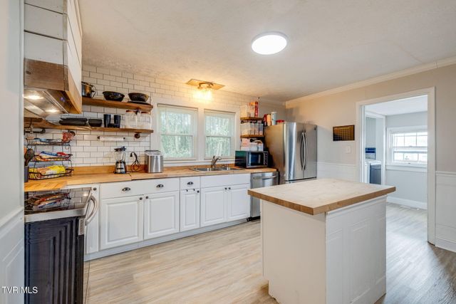 128 Fairfax Road, Kingsport, TN 37660