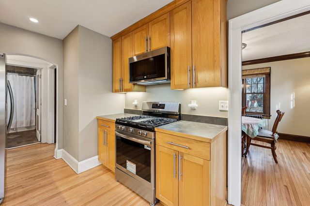 529 Saratoga Street S, Saint Paul, MN 55116