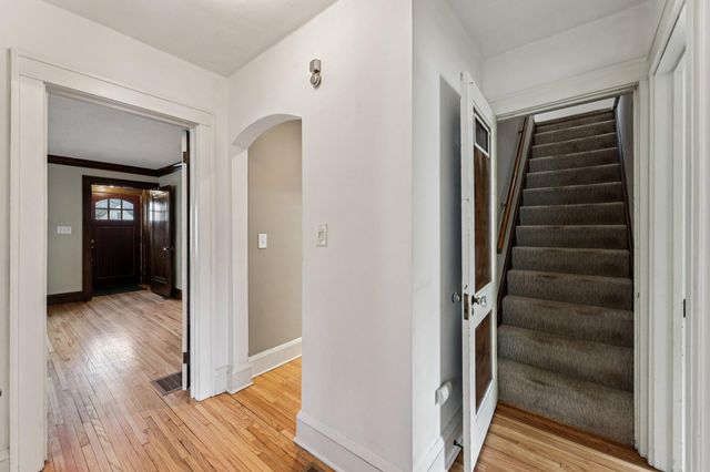 529 Saratoga Street S, Saint Paul, MN 55116