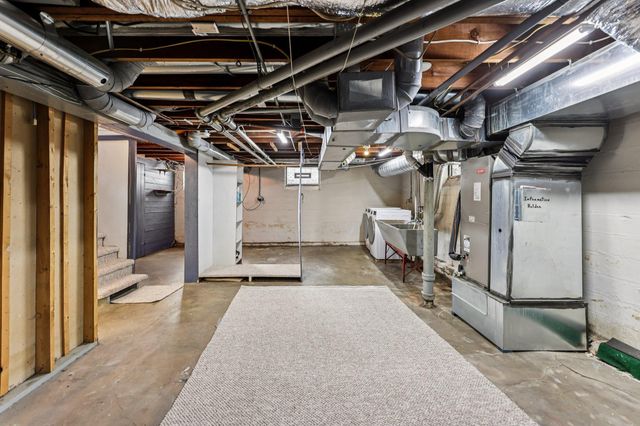 529 Saratoga Street S, Saint Paul, MN 55116